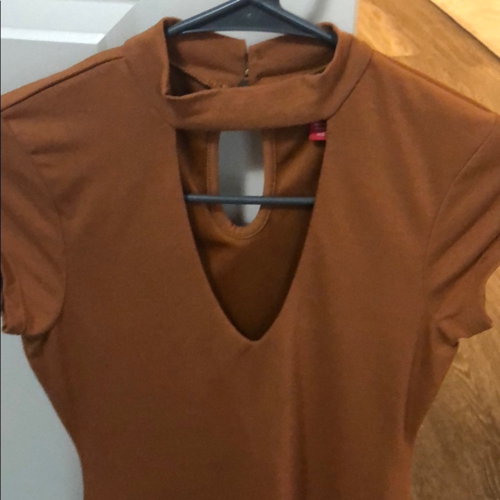Dress - Picture 2 of 4